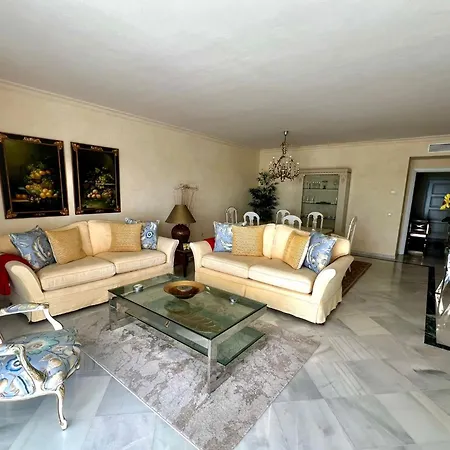 Apartment Bahia De By Ghr